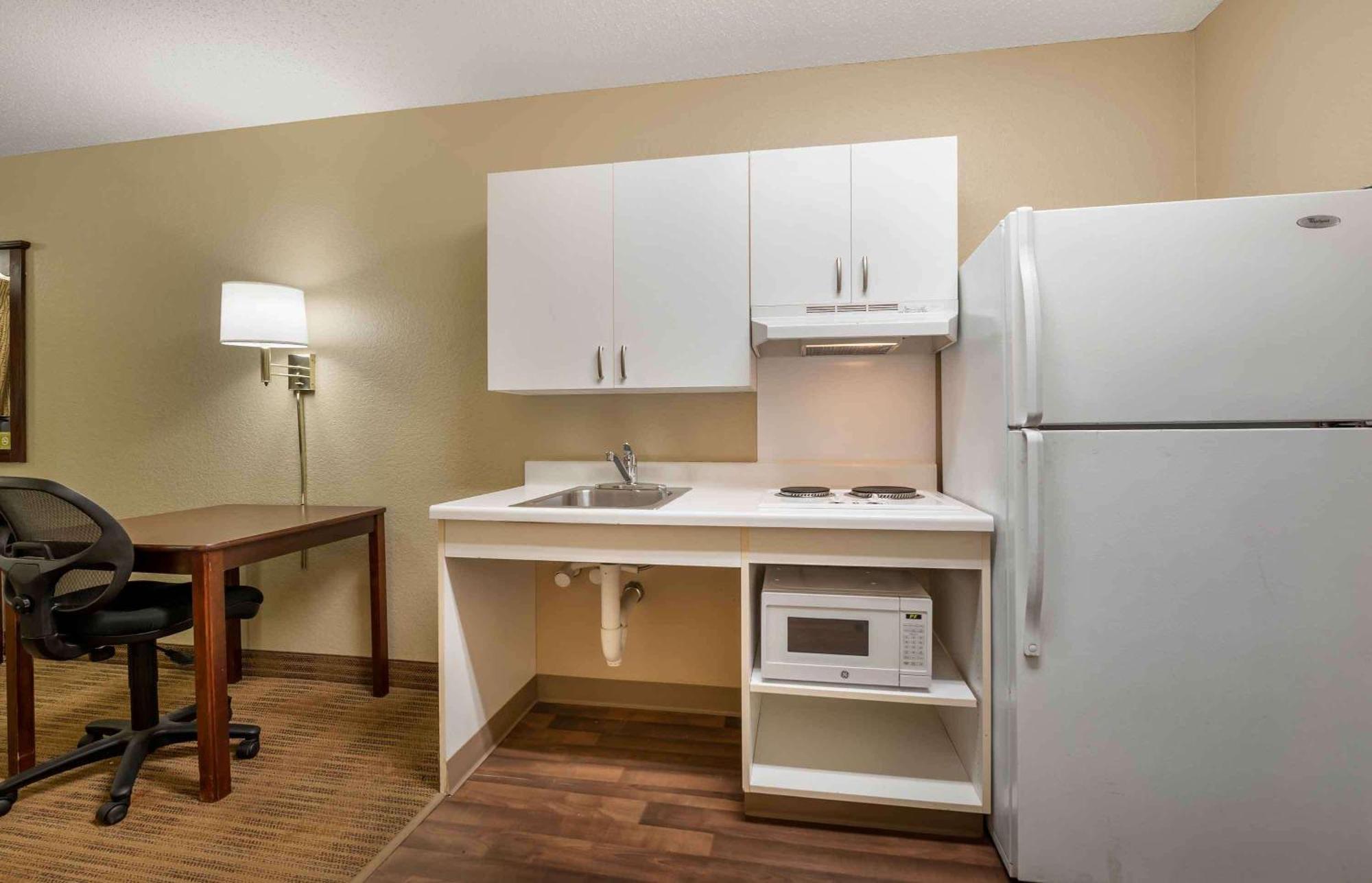 Extended Stay America Suites - Champaign - Urbana Exterior photo