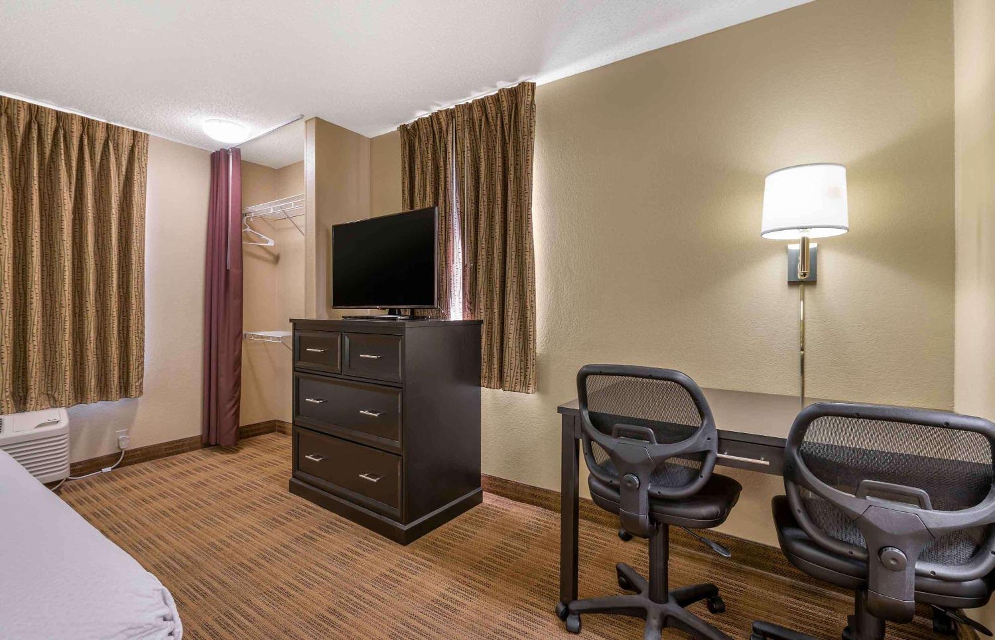 Extended Stay America Suites - Champaign - Urbana Exterior photo