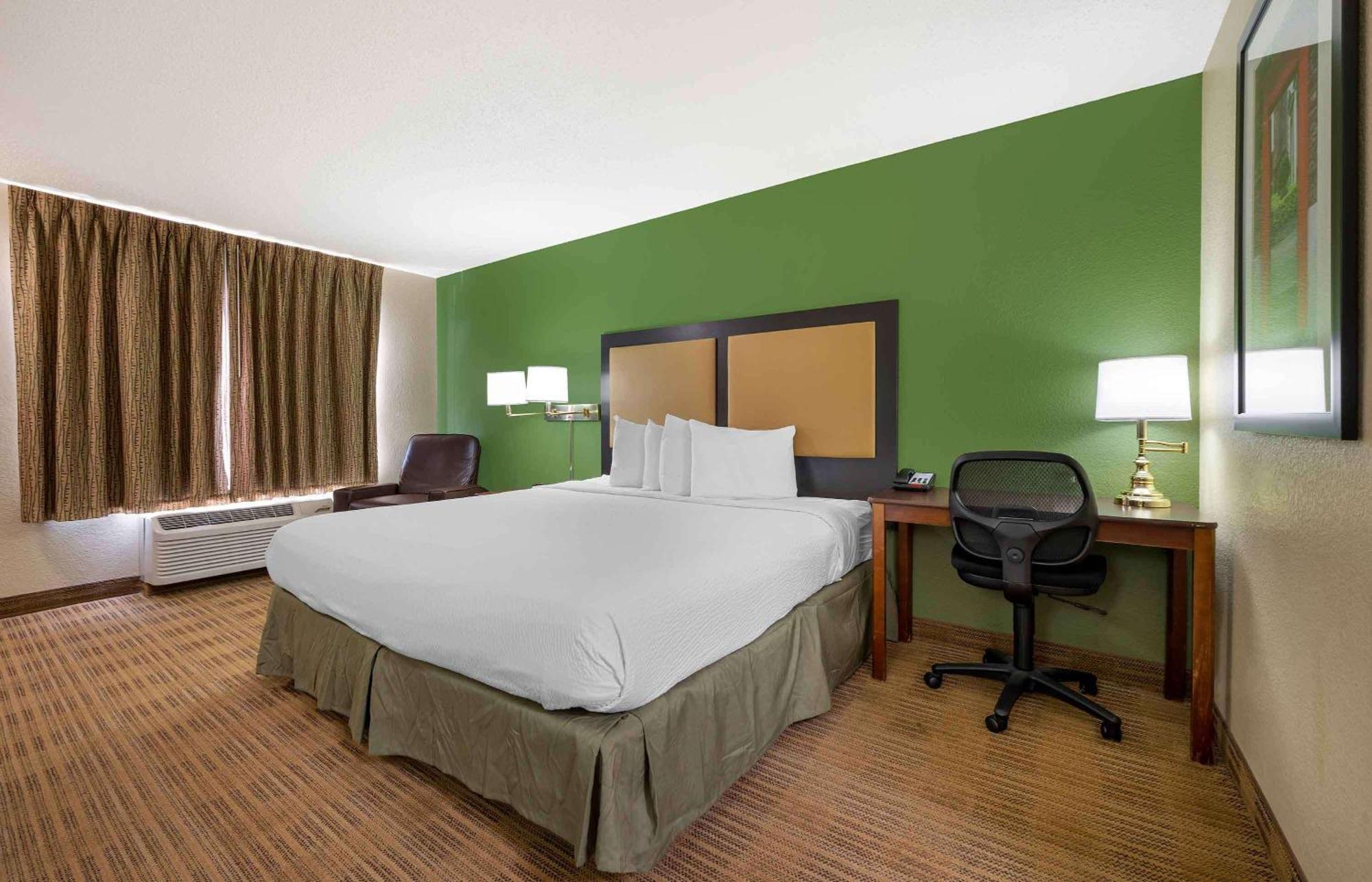 Extended Stay America Suites - Champaign - Urbana Exterior photo